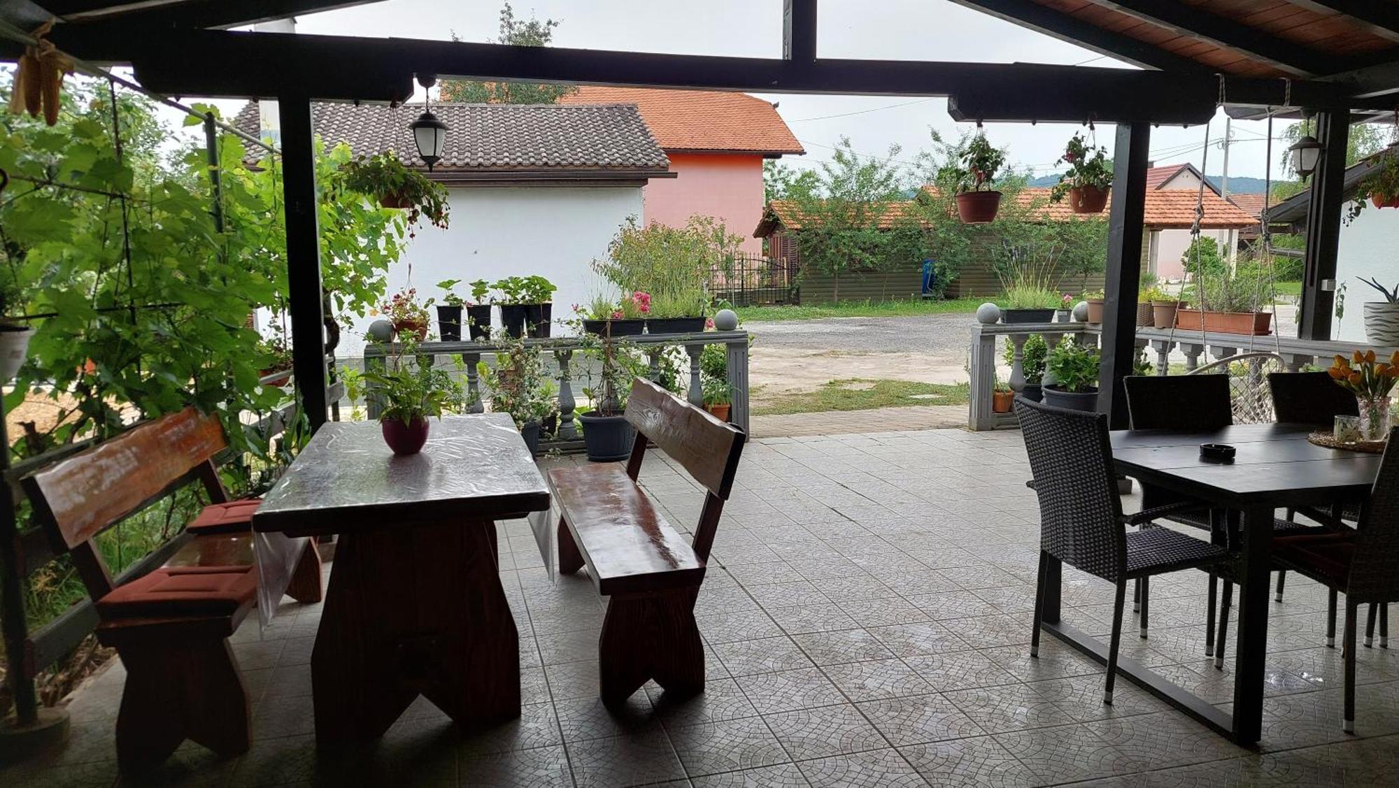 Kod Ane Apartment Belavici Exterior foto